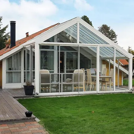 6 Person Holiday Home In Hals-By Traum