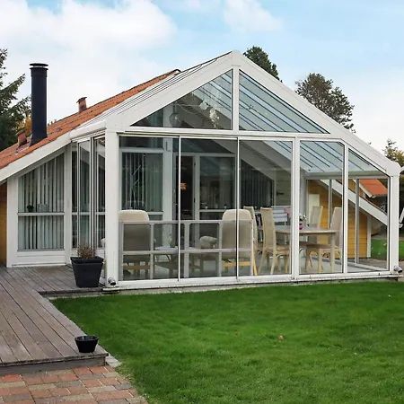 Holiday home 6 Person In Hals-by Traum
